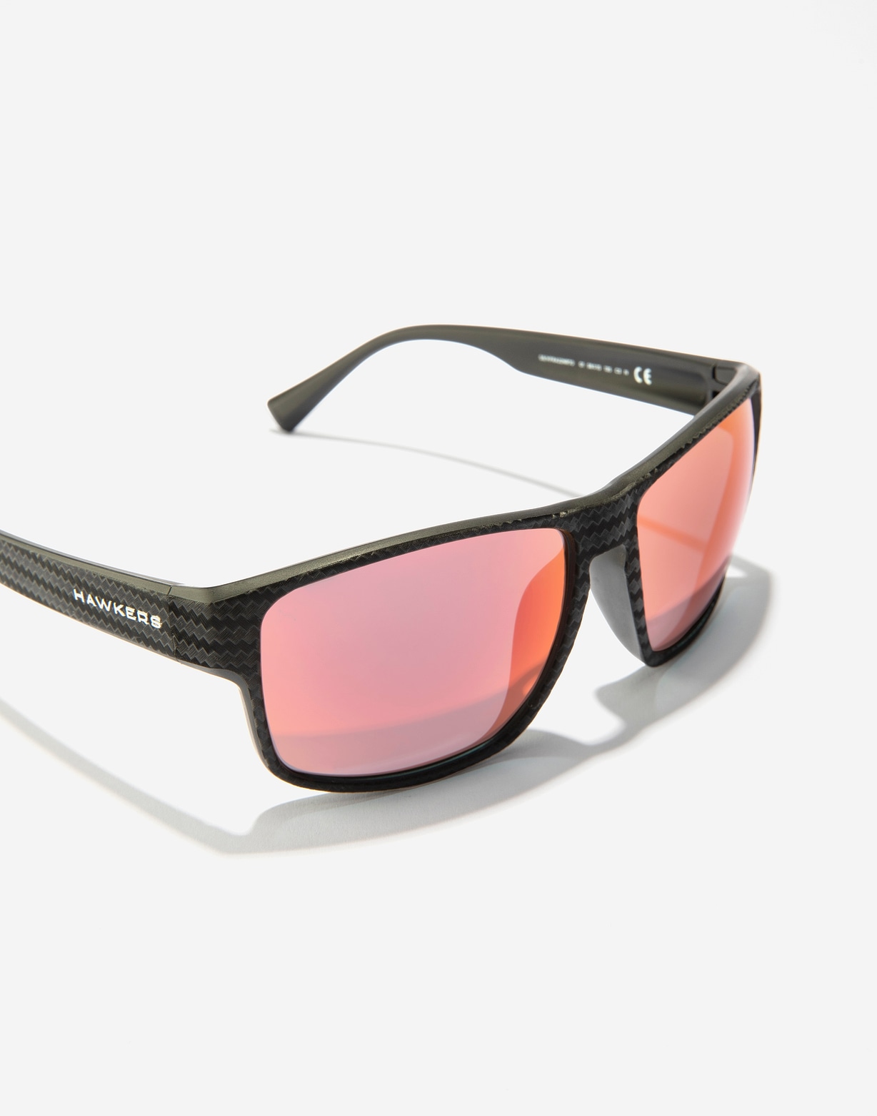 FASTER RAW CARBON FIBER - BLACK RUBY 1 FASTER RAW CARBON FIBER - BLACK RUBY