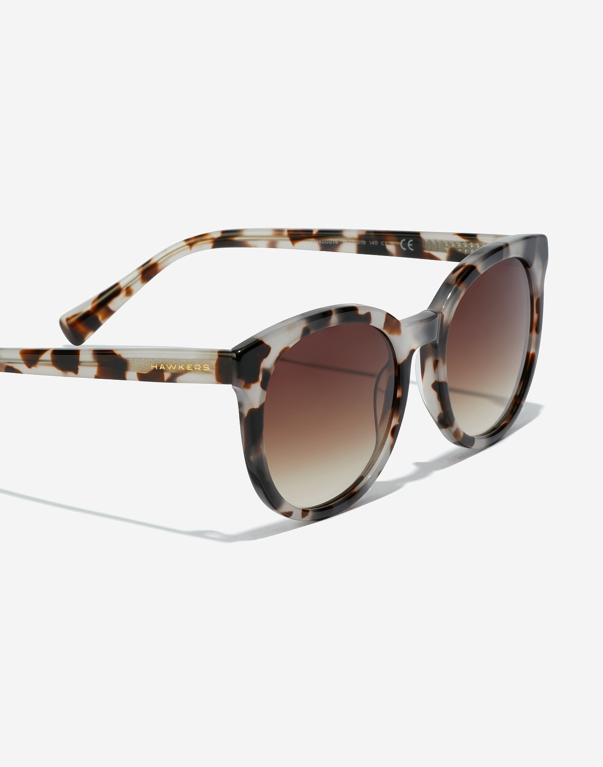 RESORT - LEO BROWN 1 RESORT - LEO BROWN